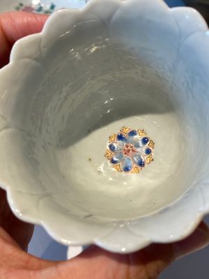 Two Chinese relief-decorated famille rose 'lotus' cups and saucers and two jugs, Yongzheng — photo 43