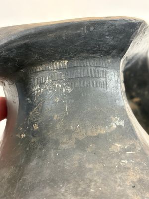 Two Chinese Sichuan black burnished pottery amphoras, Han — foto 7
