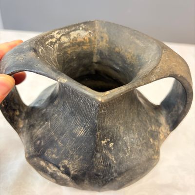 Two Chinese Sichuan black burnished pottery amphoras — photo 6