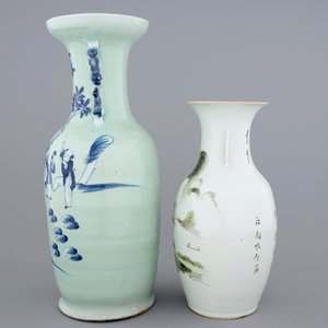 Two Chinese vases and two blue and white dishes, 18/19th C. — photo 3