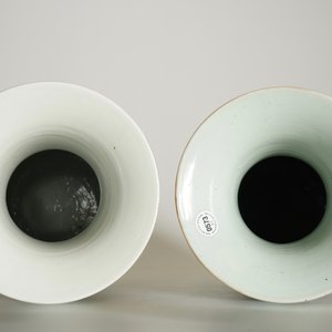 Two Chinese vases with qianjiang cai design of precious objects, 19/20th C. — photo 11