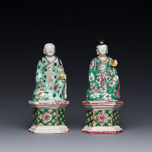 Two Chinese verte biscuit figures on stands, Kangxi — photo 2