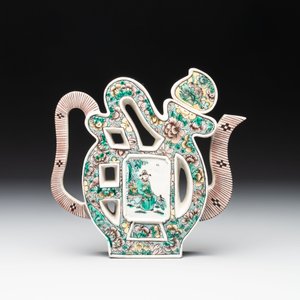 Two Chinese verte biscuit 'fu 福' wine ewers and covers, 19th C. — photo 10