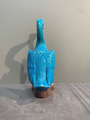 Two Chinese white-glazed Bodhisattva, a sancai-glazed duck and a turquoise-glazed lion, 20th C. — photo 15