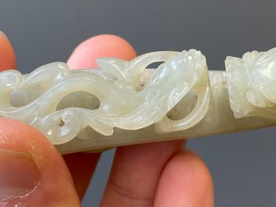 Two Chinese white jade fine carved belt hooks, Qing — 照片 9