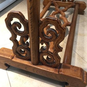 Two Chinese wooden textile hangers, 20th C. — photo 14