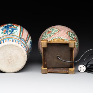 Two Chinese wucai vases, one mounted as a lamp, Transitional period — photo 4