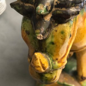 Two Chinese yellow and green-glazed 'horserider' roof tiles, Ming — 照片 18