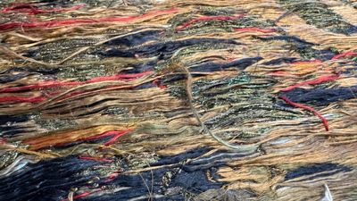 Two Chinese yellow-ground kesi silk 'Dragon' panels, late Ming — photo 31