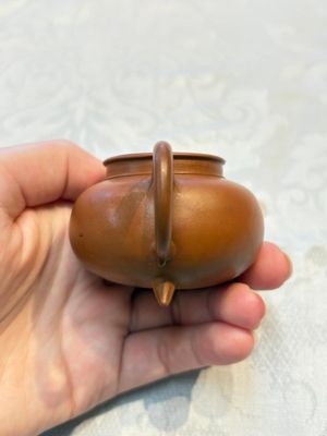 Two Chinese Yixing stoneware teapots and covers, Mengchen 孟臣 marks, 19th C. — photo 17