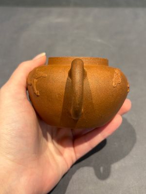 Two Chinese Yixing stoneware teapots, Zheng He 正和 mark, Kangxi and later — foto 12