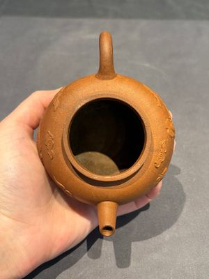 Two Chinese Yixing stoneware teapots, Zheng He 正和 mark, Kangxi and later — foto 15