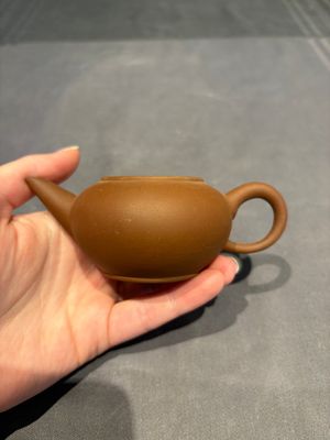 Two Chinese Yixing stoneware teapots, Zheng He 正和 mark, Kangxi and later — foto 2