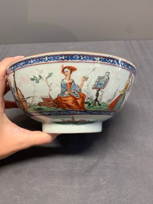 Two Dutch-decorated Chinese blue and white bowls with figures and landscapes, Qianlong — 照片 11