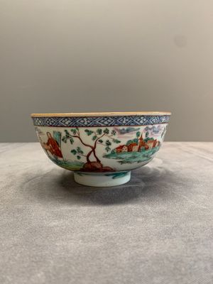 Two Dutch-decorated Chinese blue and white bowls with figures and landscapes, Qianlong — photo 2