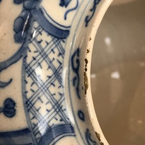 Two Dutch Delft blue and white chinoiserie teapots, 18th C. — 照片 12