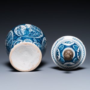 Two Dutch Delft blue and white chinoiserie vases and a deep salad bowl, 17/18th C. — photo 15