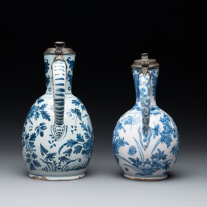 Two Dutch Delft blue and white jugs with pewter lids, 17/18th C. — photo 4