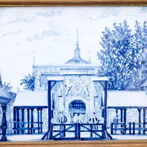 Two Dutch Delft blue and white plaques with city views, Makkum, 19th C. — photo 3