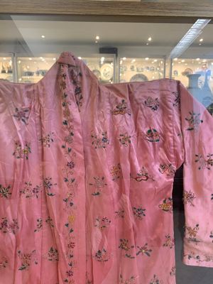 Two embroidered silk and cotton robes for the Straits or Peranakan market, Southeast Asia, 20th C. — photo 24