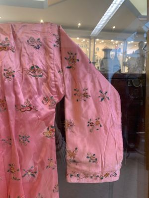 Two embroidered silk and cotton robes for the Straits or Peranakan market, Southeast Asia, 20th C. — photo 25