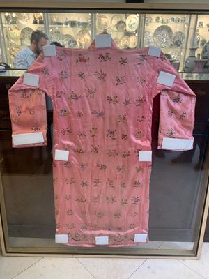 Two embroidered silk and cotton robes for the Straits or Peranakan market, Southeast Asia, 20th C. — photo 30