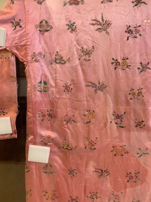 Two embroidered silk and cotton robes for the Straits or Peranakan market, Southeast Asia, 20th C. — photo 35