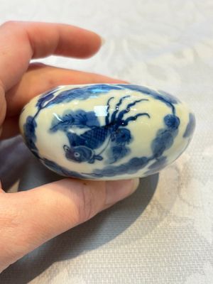 Two fine Chinese blue and white water pots, Jiajing mark, 19th C. — photo 2