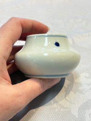 Two fine Chinese blue and white water pots, Jiajing mark, 19th C. — photo 8