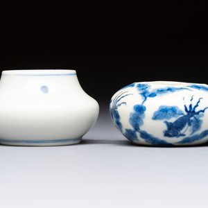 Two fine Chinese blue and white water pots, Jiajing mark, 19th C. — photo 4