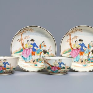 Two fine Chinese famille rose 'European subject' cups and saucers, Qianlong — 照片 1