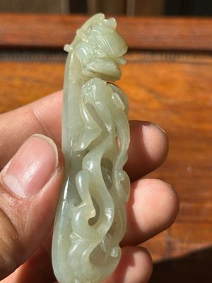 Two fine Chinese white jade carved belt hooks, Qing — photo 14