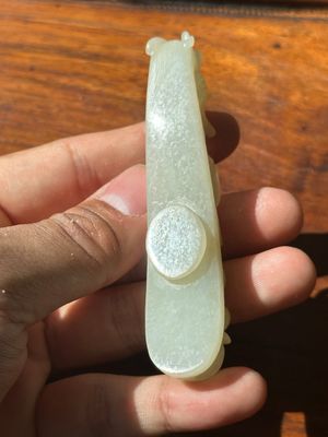 Two fine Chinese white jade carved belt hooks, Qing — photo 5