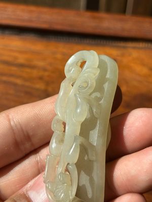Two fine Chinese white jade carved belt hooks, Qing — photo 8
