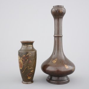 Two fine Japanese bronze vases, 18/19th C. — foto 2
