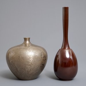 Two fine Japanese bronze vases, Showa, 20th C. — 照片 2
