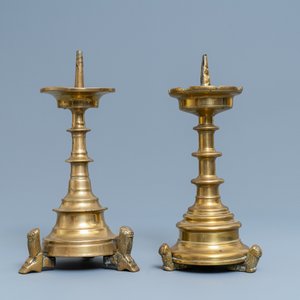 Two Flemish or Dutch bronze candlesticks, 15/16th C. — 照片 4