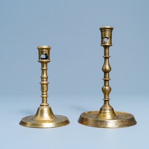 Two Flemish or Dutch knotted bronze candlesticks, 16th C. — 照片 2