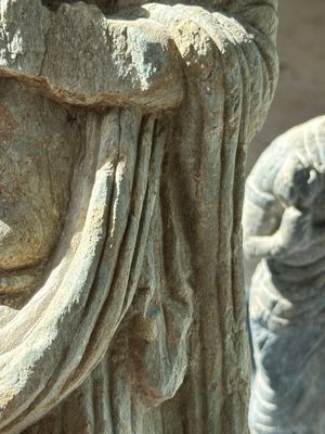 Two Gandhara grey schist torsos of Buddha and a tiger sculpture, 1st/3rd C. — foto 14