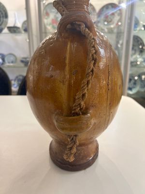 Two German stoneware bellarmine jugs and a pilgrim's flask, 17th C. — 照片 4
