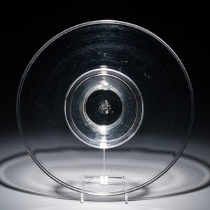 Two glass tazza's on low foot and one taller model, England, 17/19th C. — 照片 13
