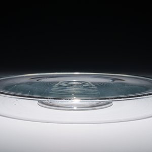 Two glass tazza's on low foot and one taller model, England, 17/19th C. — 照片 4