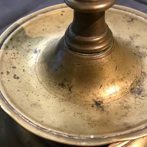 Two gothic bronze candlesticks, Low Countries, 15/16th C. — 照片 11