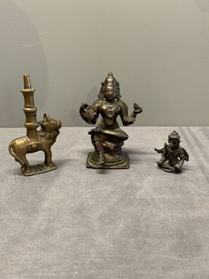 Two Indian bronze figures of Nandi and Shiva, and a South Asian bronze Garuda, 17th C. and later — photo 1