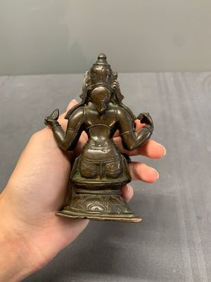 Two Indian bronze figures of Nandi and Shiva, and a South Asian bronze Garuda, 17th C. and later — photo 16