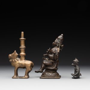 Two Indian bronze figures of Nandi and Shiva, and a South Asian bronze Garuda, 17th C. and later — photo 3