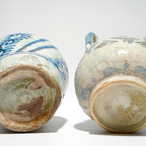 Two interesting Islamic fritware pottery vases, prob. Syria, 18th C. — photo 6