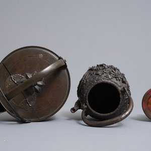 Two Japanese cast iron and bronze tetsubin kettles, Meiji, 19th C. — 照片 6