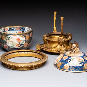 Two Japanese Imari covered bowls, one mounted in silver and wood and the other with gilt-bronze mounts, Meiji, 19th C. — photo 7