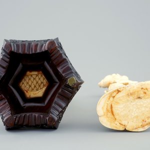 Two Japanese ivory okimono, Meiji, ca. 1900 — photo 7